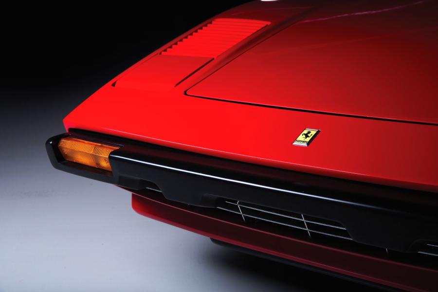 Детали экстерьера Ferrari 308 GTB Acciao 1976 года  (NA) (фото 33 из 40)